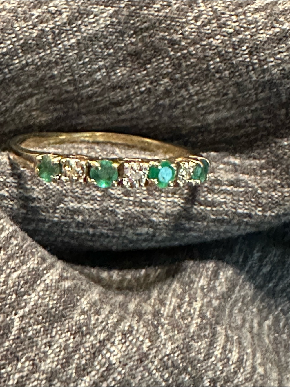 Diamond And Emerald 10kt yellow Gold Ring Size 5 1/2 Anniversary Band - Picture 7 of 14